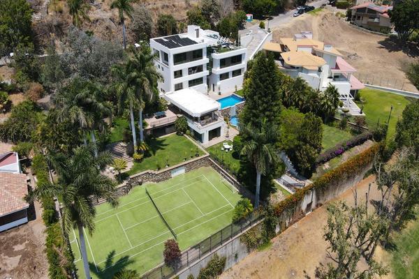 Foto de inmueble en Paseo de la montaña, Col. Club de Golf Santa Anita C.P. 45645, Tlajomulco de Zúñiga