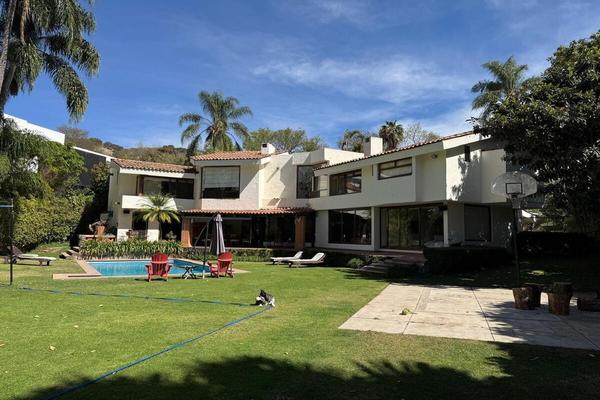 Foto de inmueble en Paseo de la Montaña, Col. Club de Golf Santa Anita C.P. 45645, Tlajomulco de Zúñiga