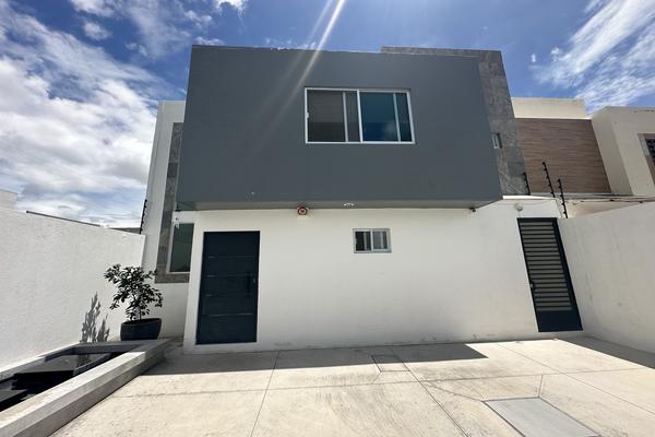 Foto de inmueble en Paseo de la perdiz, Col. Santa Fe C.P. 76147, Querétaro