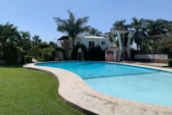 Foto de inmueble en Paseo de la Reforma, Col. Lomas de Cuernavaca C.P. 62584, Temixco
