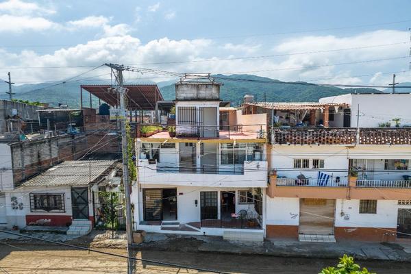 Foto de inmueble en Paseo De Las Americas #272, Col. Valentín Gómez Farias C.P. 48320, Puerto Vallarta