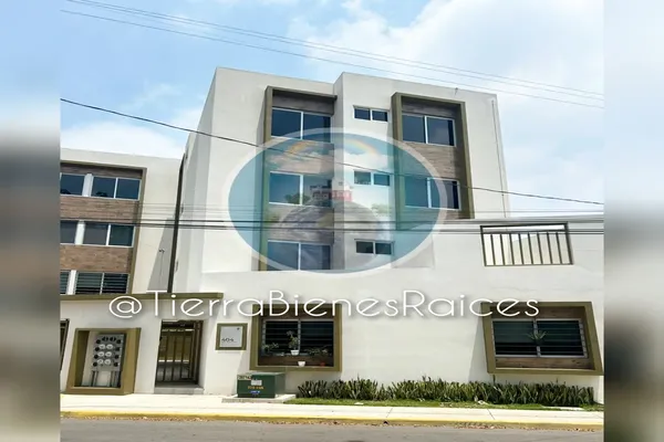Foto de inmueble en Paseo de las Flores #100, Col. Tierra Colorada C.P. 86029, Centro