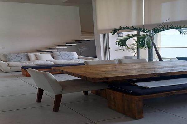 Foto de inmueble en Paseo de las flores, Col. Paraíso Country Club C.P. 62766, Emiliano Zapata