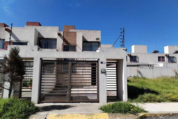 Foto de inmueble en Paseo de las Lilas, Col. San Diego de los Padres Cuexcontitlán C.P. 50205, Toluca