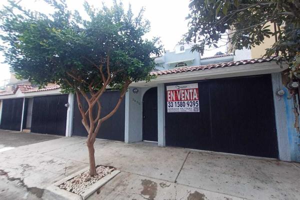 Foto de inmueble en Paseo de los Almendros, Col. Tabachines C.P. 45188, Zapopan