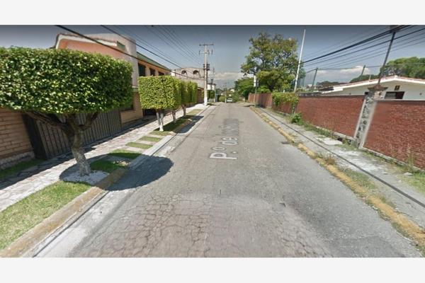 Foto de inmueble en PASEO DE LOS BURGOS #00, Col. Burgos C.P. 62584, Temixco