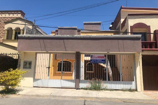 Foto de inmueble en Paseo de Los Cedros #112, Col. La Floresta C.P. 59616, Zamora