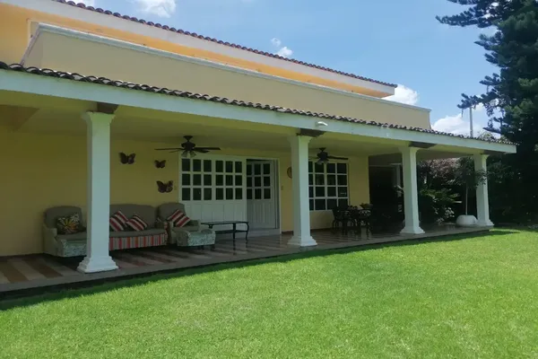 Foto de inmueble en PASEO DE LOS CIPRESES #2114, Col. La Moraleda C.P. 74294, Atlixco