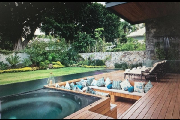 Foto de inmueble en PASEO DE LOS TABACHINES, Col. Tabachines C.P. 62498, Cuernavaca