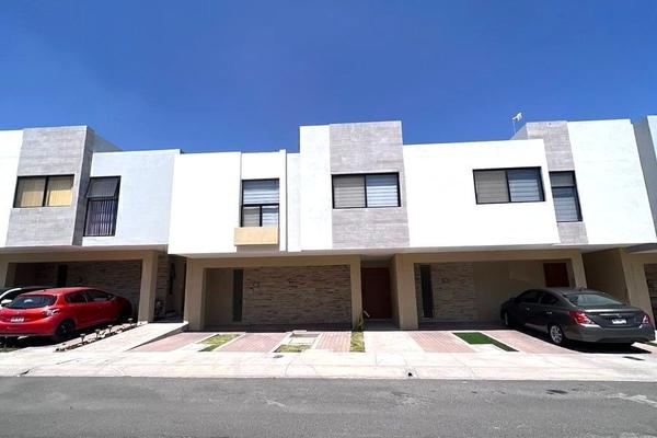 Foto de inmueble en Paseo de los Toros, Col. Residencial el Refugio C.P. 76146, Querétaro