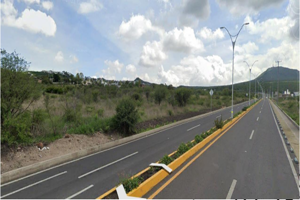 Foto de inmueble en Paseo de los venados, Col. Colinas del Bosque 2a Sección C.P. 76905, Corregidora