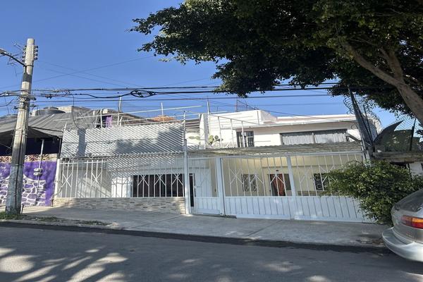 Foto de inmueble en PASEO DE LOS VIRREYES, Col. Parque Residencial Coacalco 1a Sección C.P. 55720, Coacalco de Berriozábal