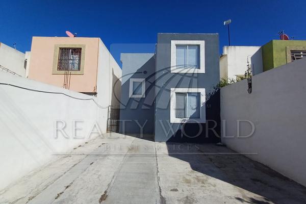 Foto de inmueble en  , Col. Paseo de Santa Rosa 1S C.P. 66614, Apodaca