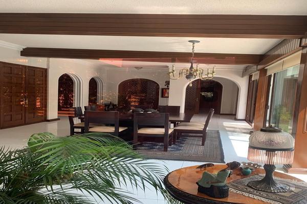 Foto de inmueble en Paseo de Tabachines, Col. Tabachines C.P. 62498, Cuernavaca