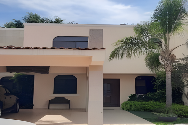 Foto de inmueble en paseo de tejeda, Col. Huertas El Carmen C.P. 76904, Corregidora