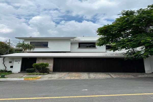 Foto de inmueble en Paseo del Acantilado #3277, Col. Colinas de San Javier C.P. 45110, Zapopan