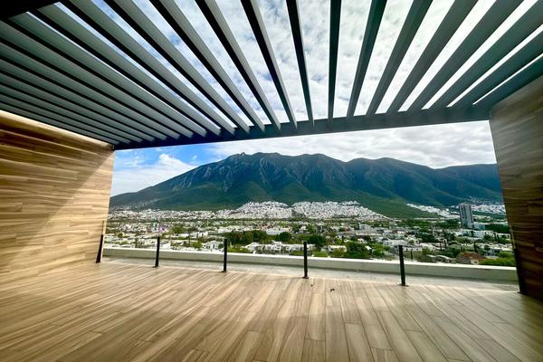 Foto de inmueble en paseo del acueducto, Col. Ciudad Satélite C.P. 64960, Monterrey