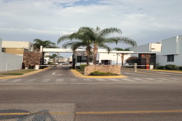 Foto de inmueble en PASEO DEL BOSQUE #1398, Col. La Ceiba C.P. 45136, Zapopan