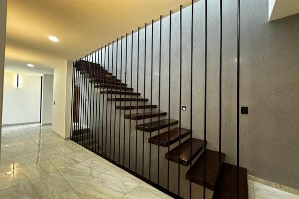 Foto de inmueble en Paseo del condado, Col. Corregidora C.P. 76220, Querétaro