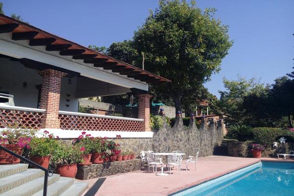 Foto de inmueble en Paseo del conquistador #-, Col. Lomas de Cortes C.P. 62240, Cuernavaca