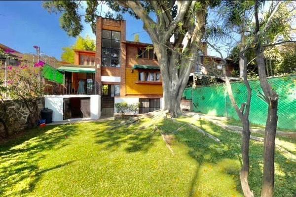 Foto de inmueble en PASEO DEL CONQUISTADOR, Col. San Cristóbal C.P. 62230, Cuernavaca