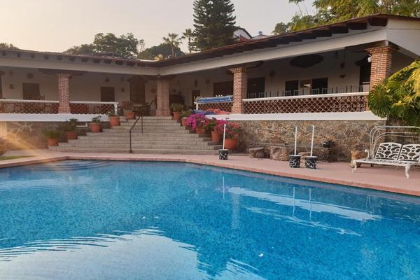 Foto de inmueble en PASEO DEL CONQUISTADOR #X, Col. Lomas de Cortes C.P. 62240, Cuernavaca