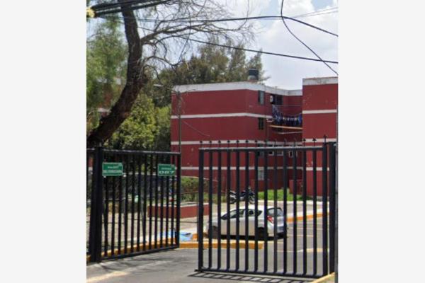 Foto de inmueble en PASEO DEL FERROCARRIL #87, Col. Los Reyes Ixtacala 1ra. Sección C.P. 54090, Tlalnepantla de Baz