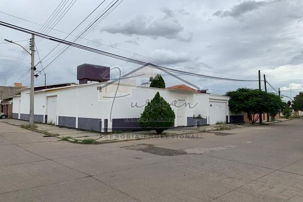Foto de inmueble en Paseo del Halcón, Col. La Hacienda C.P. 34238, Durango