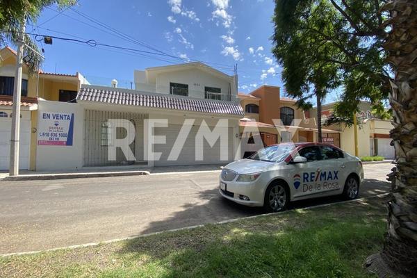 Foto de inmueble en Paseo del Halcón, Col. Real del Mezquital C.P. 34199, Durango