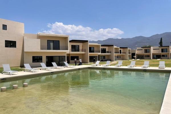 Foto de inmueble en Paseo del lago, Col. Ribera del Pilar C.P. 45906, Chapala