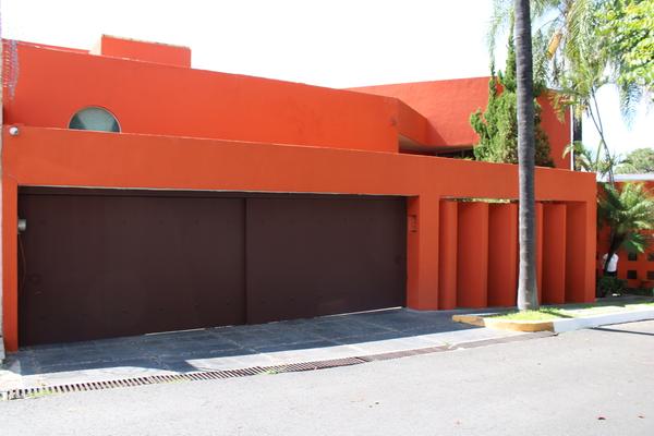 Foto de inmueble en Paseo del manantial, Col. Colinas de San Javier C.P. 44660, Guadalajara