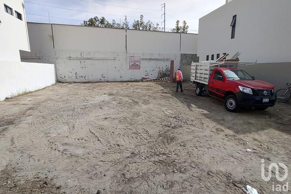 Foto de inmueble en Paseo del parque #2135, Col. Bosques Vallarta C.P. 45222, Zapopan