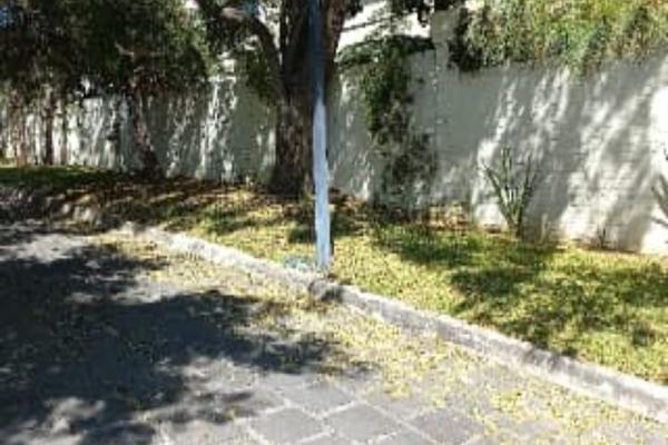Foto de inmueble en PASEO DEL PRADO, Col. Colinas de San Javier C.P. 44660, Guadalajara