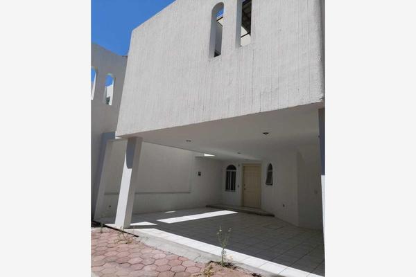 Foto de inmueble en paseo del verano #323, Col. Villas de Irapuato C.P. 36670, Irapuato