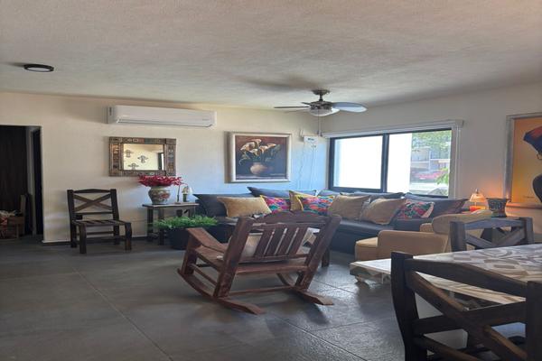 Foto de inmueble en paseo foresta, Col. Nuevo Ixtapa C.P. 48280, Puerto Vallarta