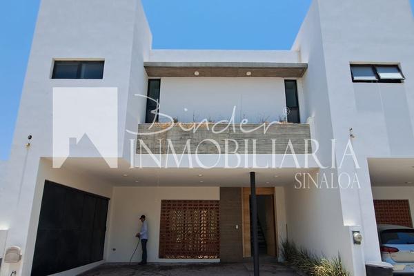 Foto de inmueble en Paseo Germanias, Col. Portal de Hierro C.P. 81271, Ahome