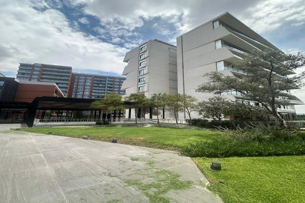 Foto de inmueble en Paseo la Toscana, Col. Valle Real C.P. 45019, Zapopan
