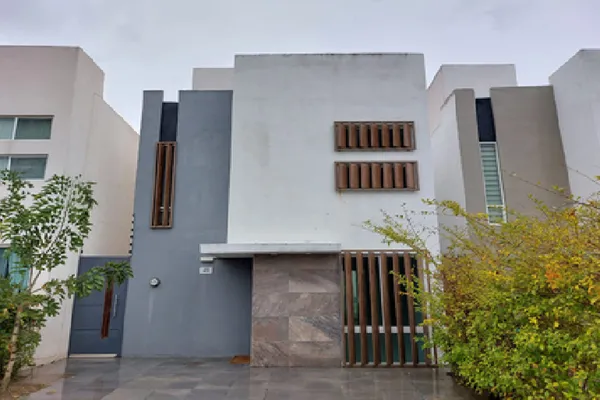 Foto de inmueble en PASEO LIRA #20, Col. Pontevedra C.P. 45645, Tlajomulco de Zúñiga