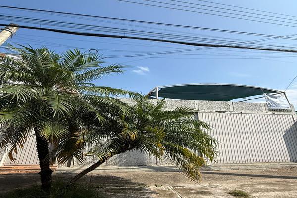 Foto de inmueble en Paseo loma sur, Col. Loma Dorada Secc A C.P. 45402, Tonalá