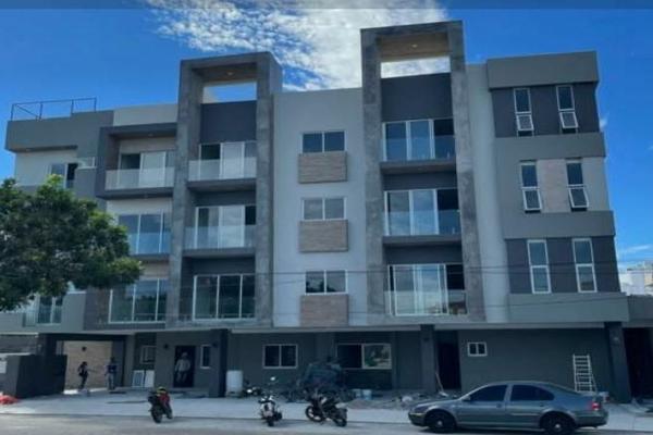 Foto de inmueble en Paseo Lomas de Mazatlan, Col. Lomas de Mazatlán C.P. 82110, Mazatlán