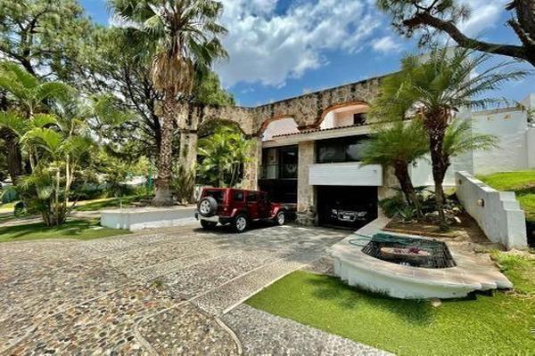 Foto de inmueble en Paseo Lomas del Bosque, Col. Atlas Colomos C.P. 45118, Zapopan