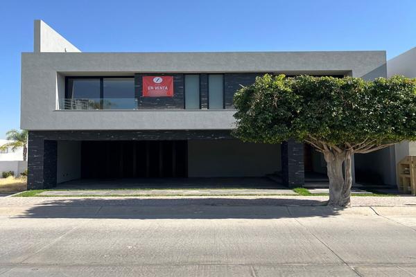Foto de inmueble en Paseo Pedregal, Col. Privadas del Pedregal C.P. 78295, San Luis Potosí