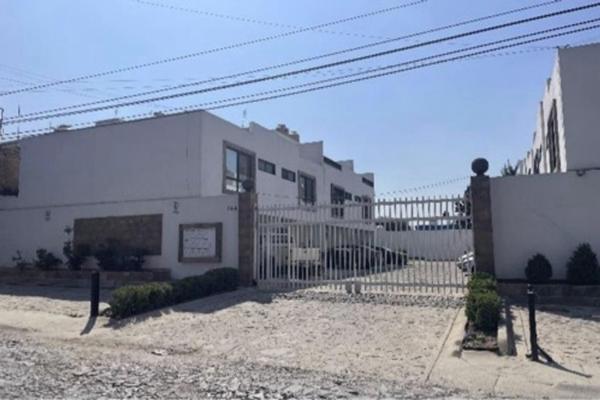 Foto de inmueble en Paseo Pedro Moreno, Col. San Sebastianito C.P. 45601, San Pedro Tlaquepaque