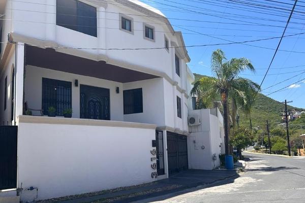 Foto de inmueble en Paseo Rivarolo #3616, Col. Lomas del Paseo C.P. 64925, Monterrey