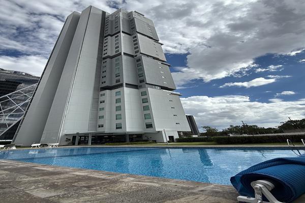 Foto de inmueble en Paseo Royal Country, Col. Puerta de Hierro C.P. 45116, Zapopan