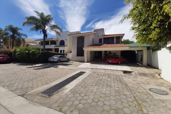 Foto de inmueble en Paseo San Arturo #85, Col. Valle Real C.P. 45019, Zapopan