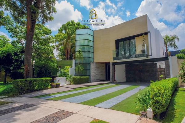 Foto de inmueble en Paseo san Arturo sur, Col. Valle Real C.P. 45019, Zapopan