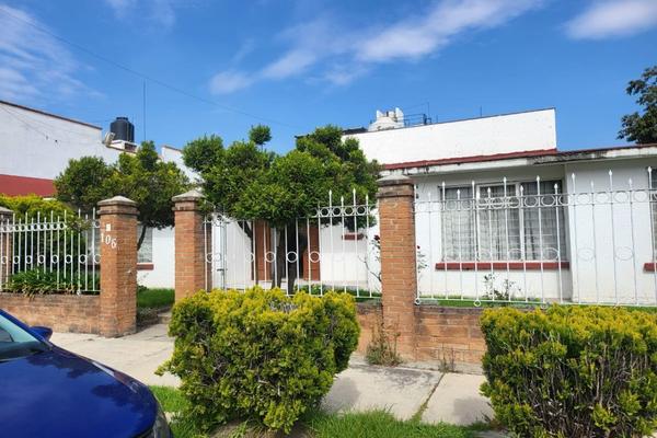 Foto de inmueble en paseo san lorenzo, Col. San Carlos C.P. 52159, Metepec