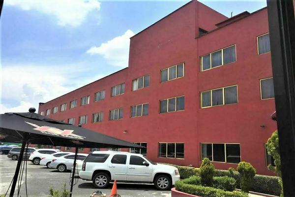 Foto de inmueble en Paseo Tollocan, Col. Real de San Jerónimo C.P. 52170, Metepec