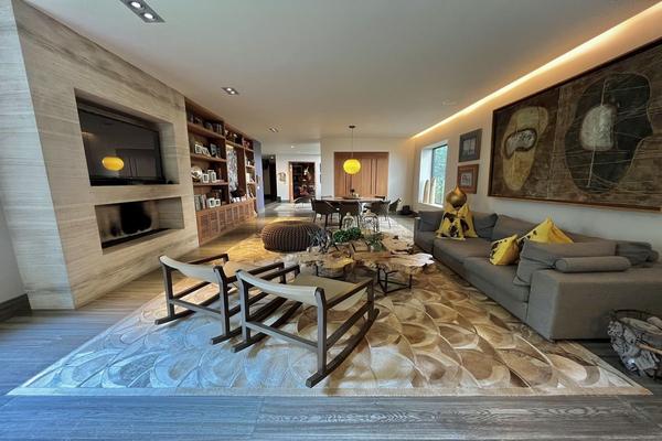 Foto de inmueble en Paseo Tolosa, Col. Santa Fe Cuajimalpa C.P. 05348, Cuajimalpa de Morelos